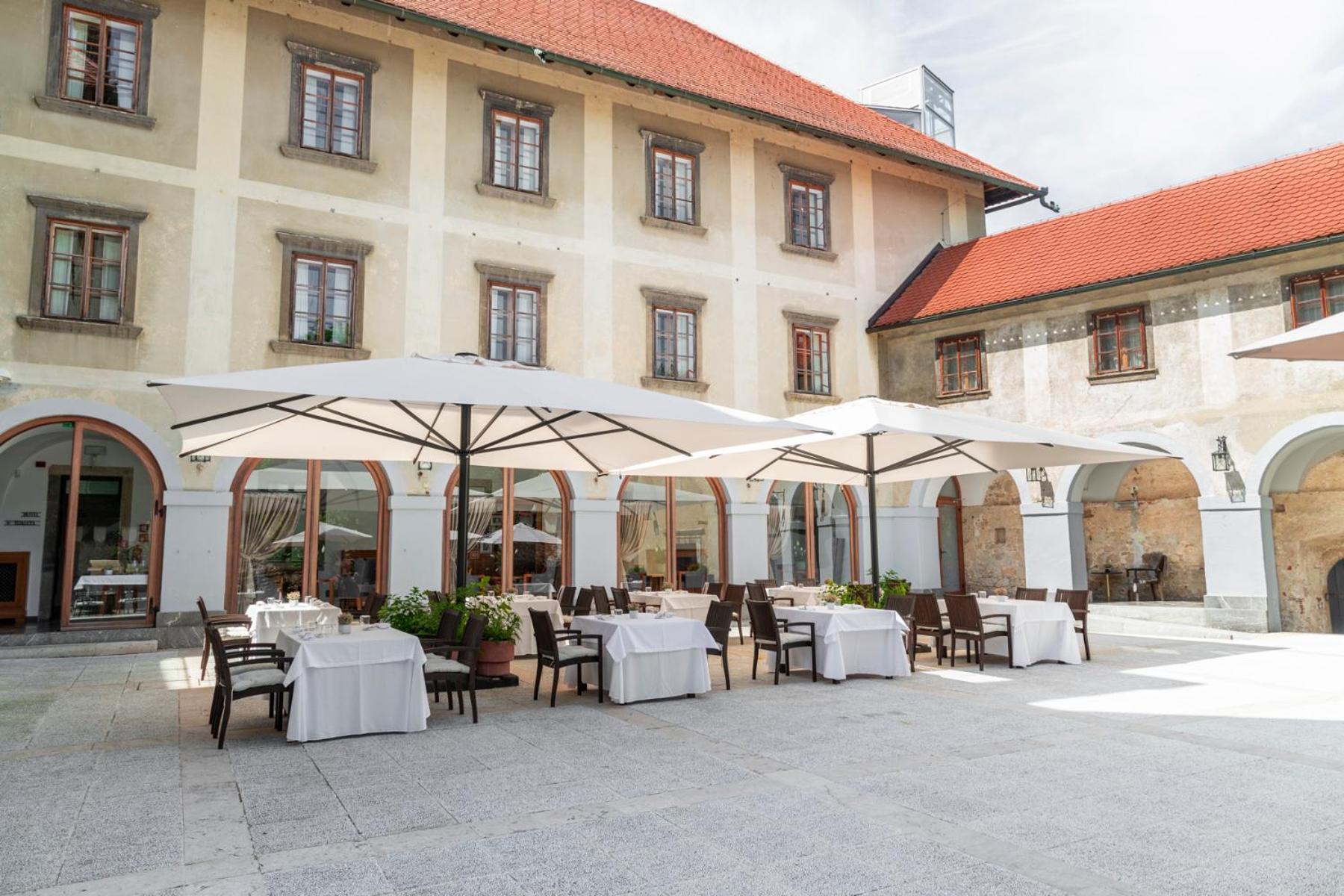 Hotel Grad Otocec - Relais Chateaux Bagian luar foto