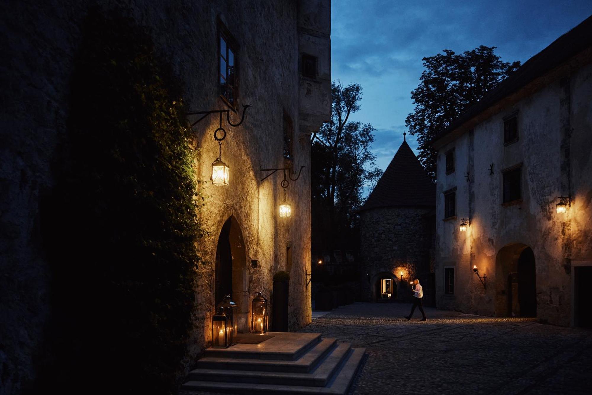 Hotel Grad Otocec - Relais Chateaux Bagian luar foto